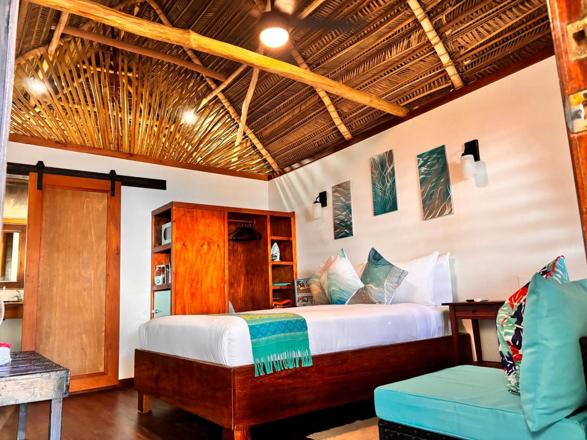 Azure Del Mar Hotel Maya Beach Kültér fotó